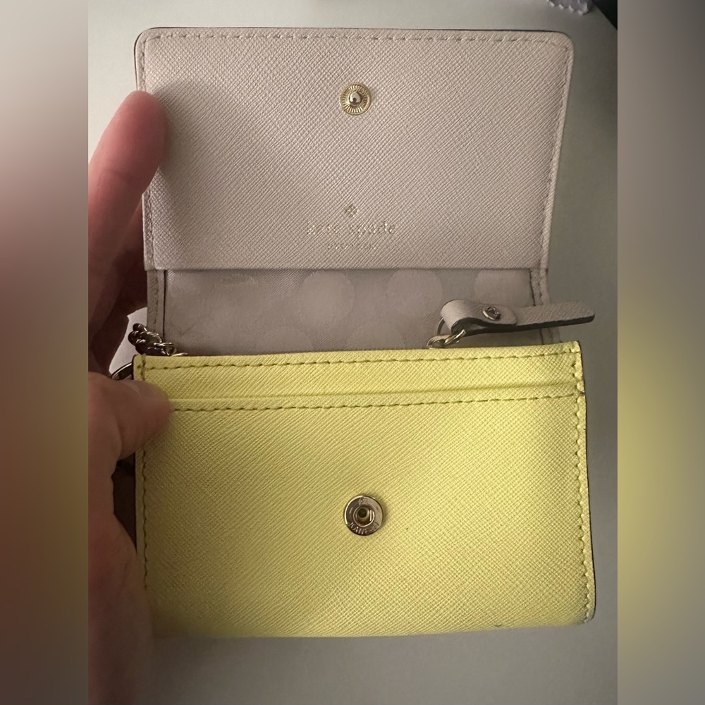 Kate Spade Small Coin Key Chain/Holder